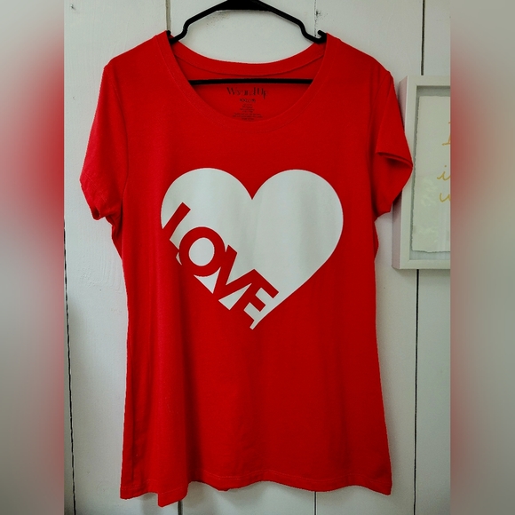 LOVE tee shirt❤️ - Picture 1 of 2